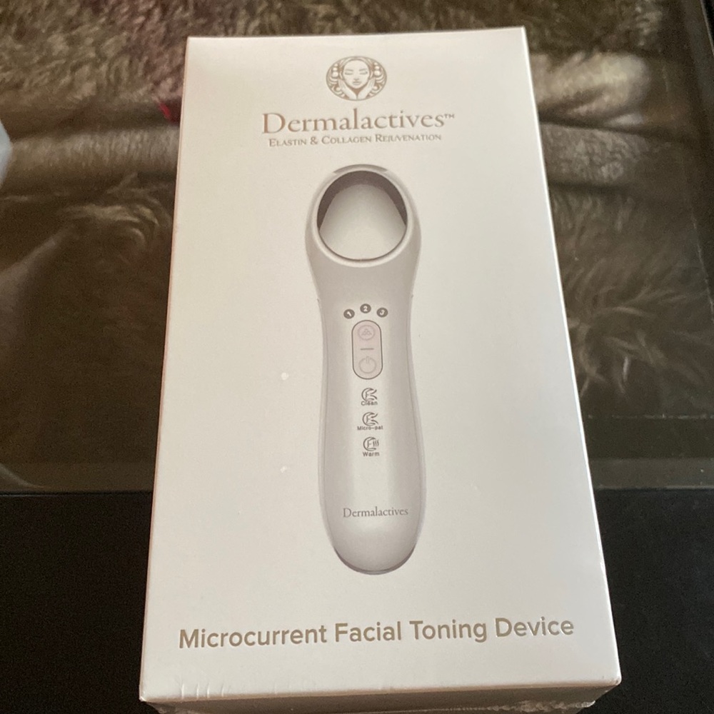 Dermalactives Microcurrent Facial Toning Device Elastin & Collagen Rejuvenation